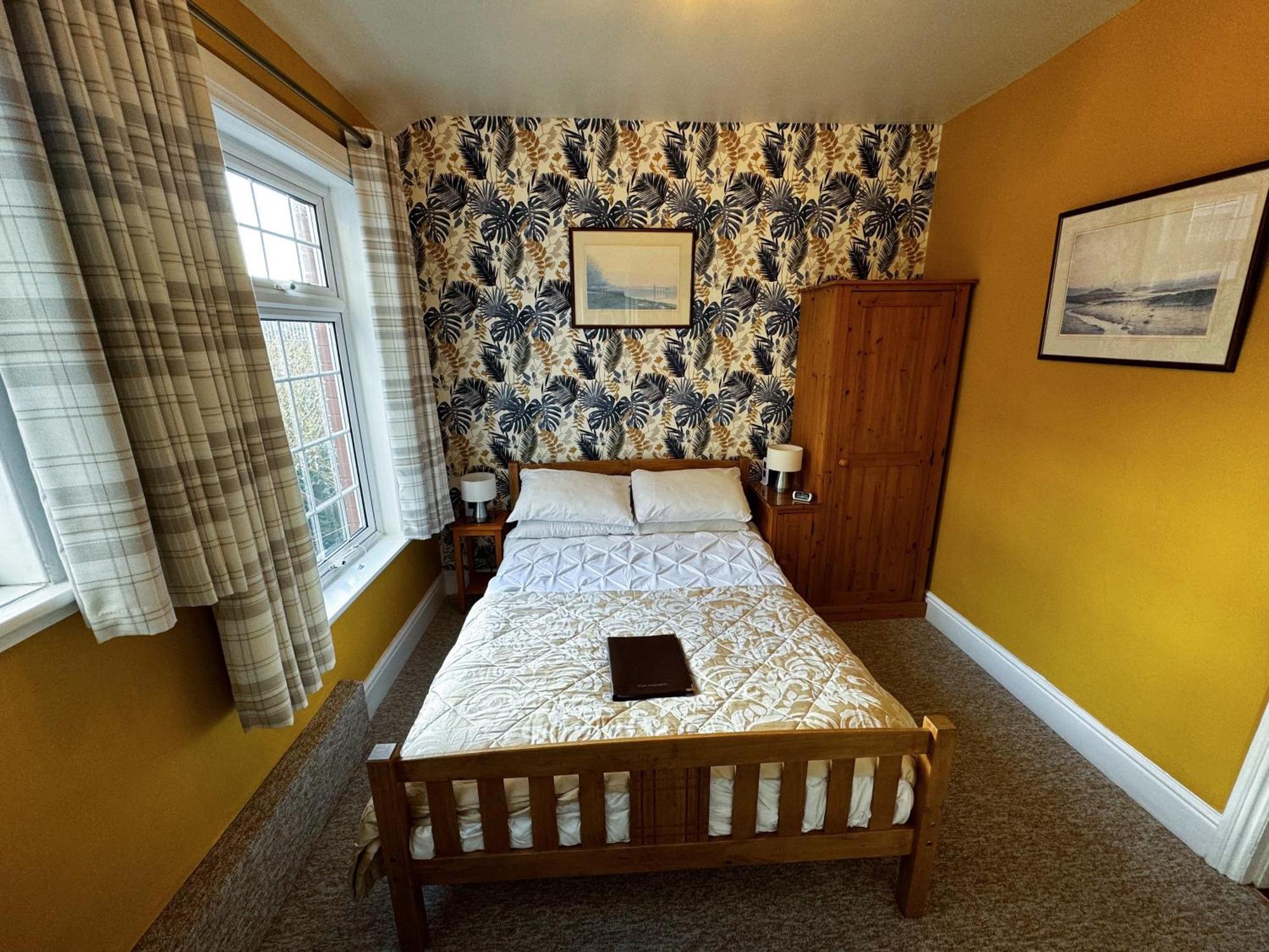 Caer Menai Hotel Карнарфон Екстериор снимка