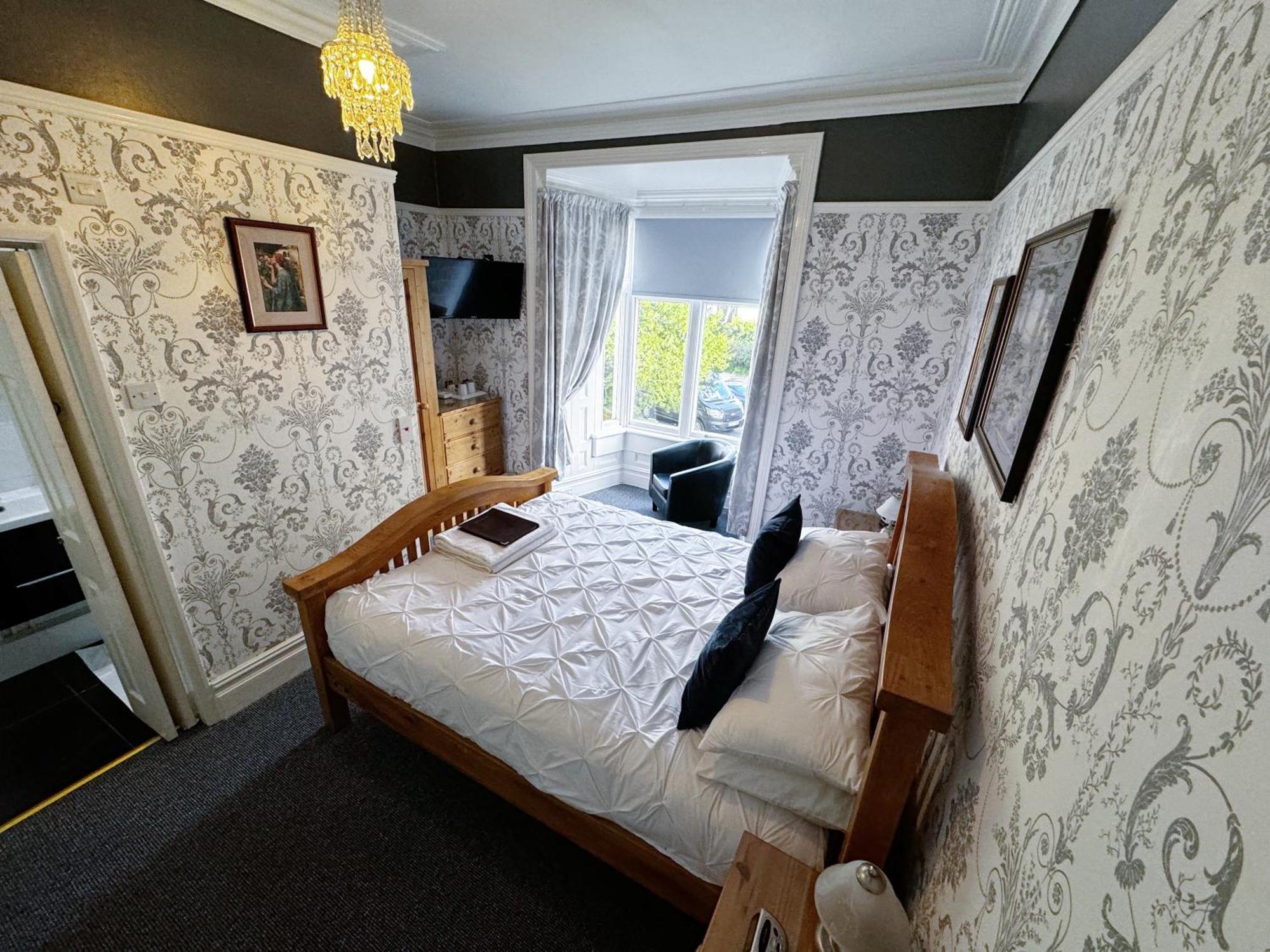Caer Menai Hotel Карнарфон Екстериор снимка