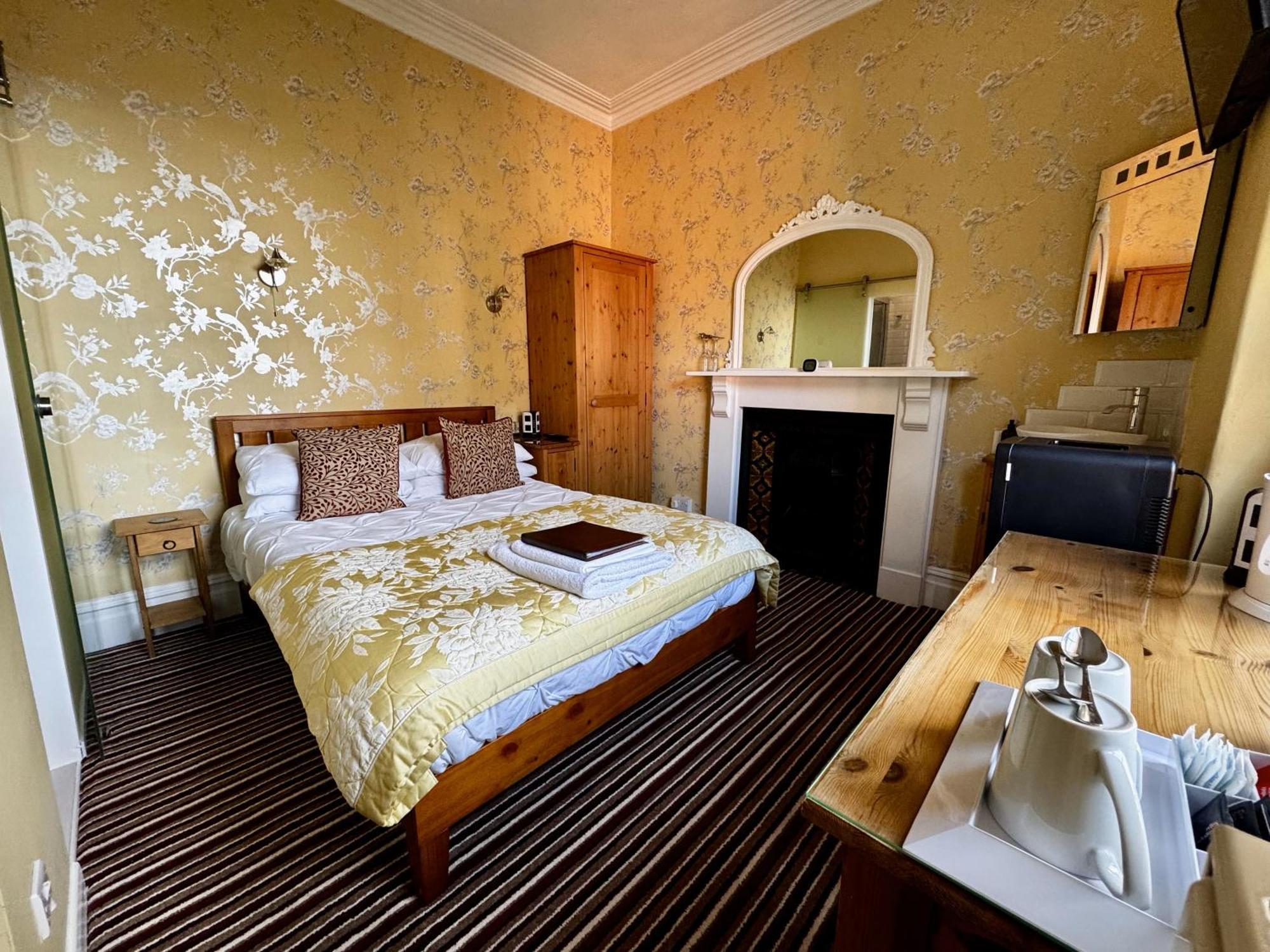 Caer Menai Hotel Карнарфон Екстериор снимка