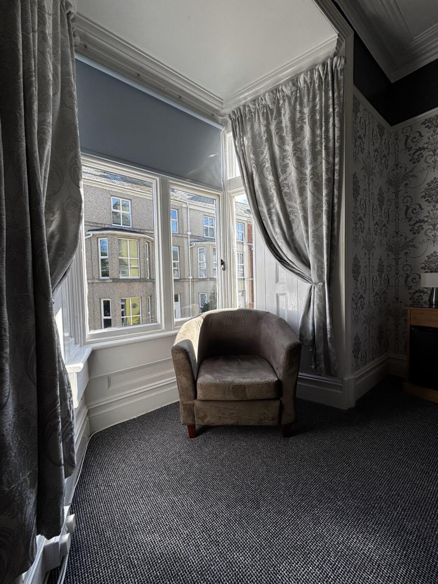 Caer Menai Hotel Карнарфон Екстериор снимка